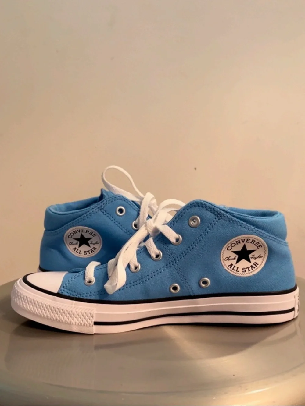 NWOT Converse Chuck Taylor All Star Blue Mid Top Sneakers Kids Size 5.5 – New